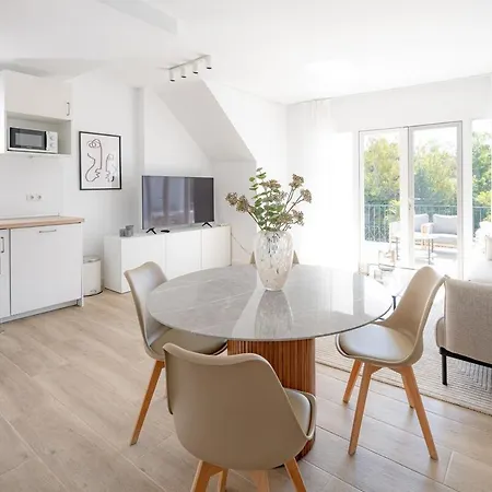 Modern Oasis In Nueva Andalucia * Μαρμπέλλα